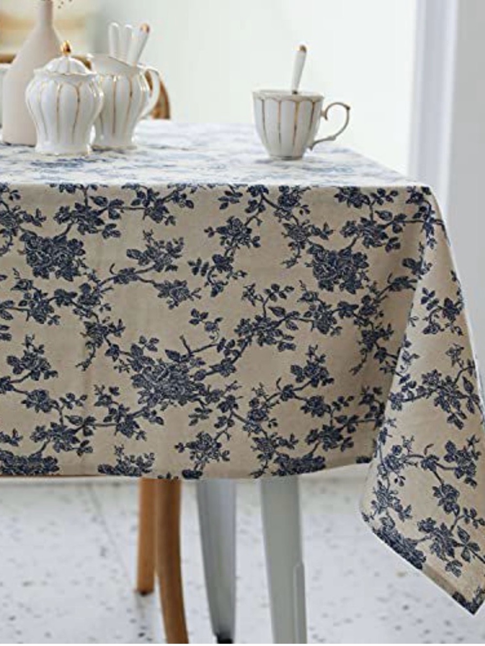 Blue Floral Print Tablecloth - Classic Home Dining